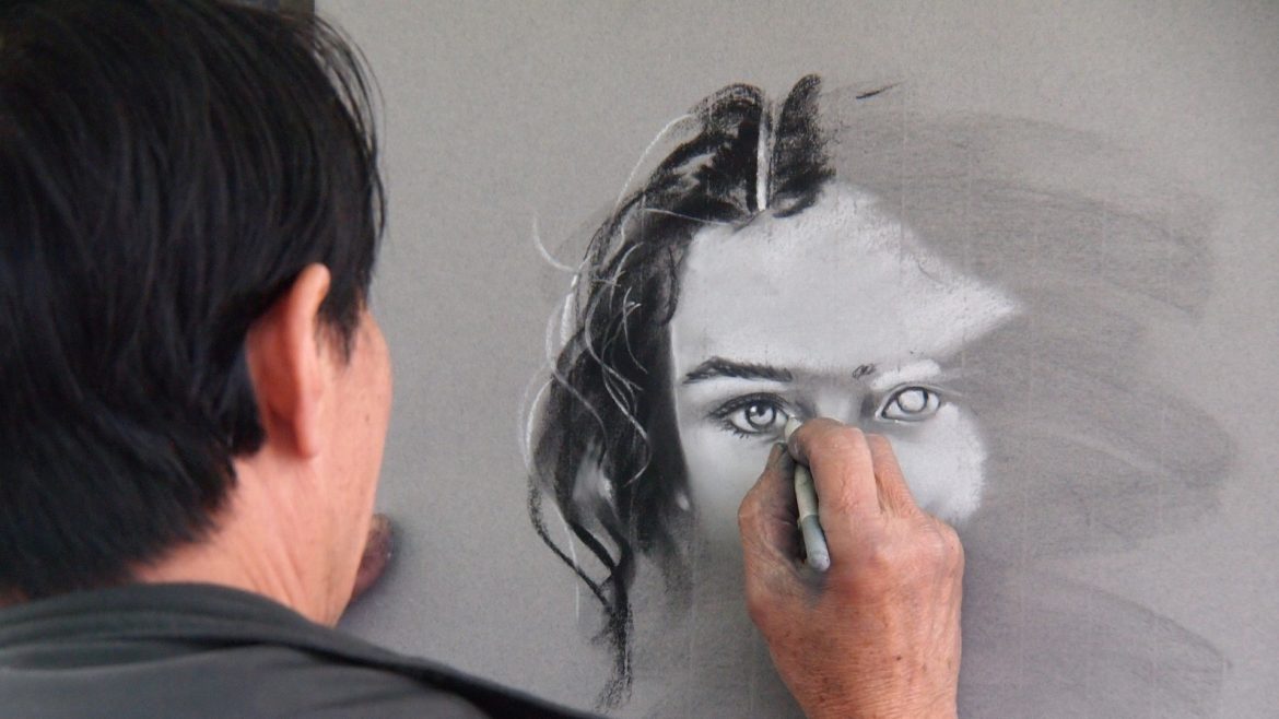 CRIADOR DO CHAVES USOU LEI DA ATRAÇÃO